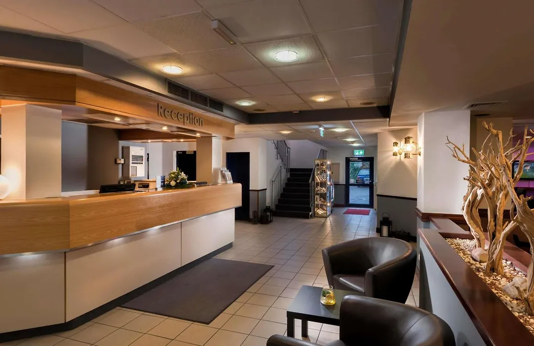 Ibis Styles Cologne Airport-1